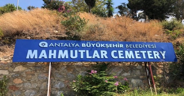 Alanya aşığı Belçikalı vasiyeti üzerine ilçeye defnedildi