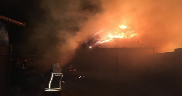 Alanya'da makinadan çıkan kıvılcım yangın çıkarttı