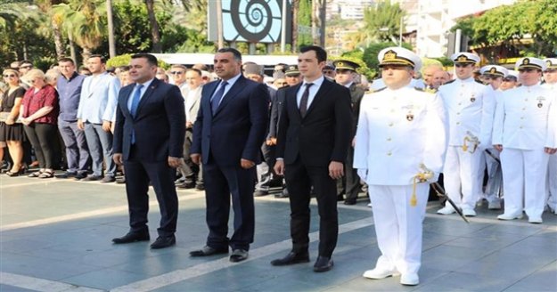 Alanya Zafer Bayramını coşkuyla kutluyor