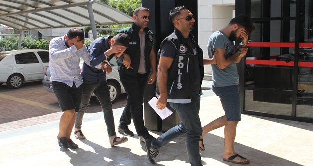 Alanya’da otomobilde uyuşturucu baskınına 1 tutuklama