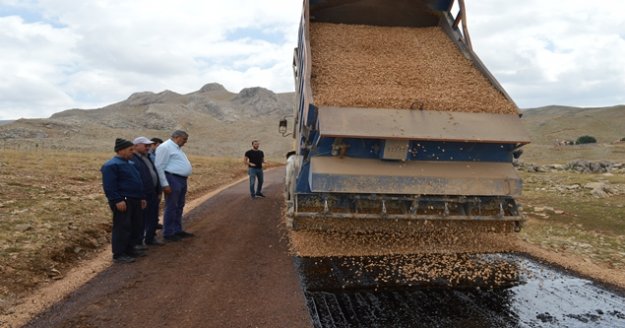 Söbüçimen yayla yoluna sathi asfalt
