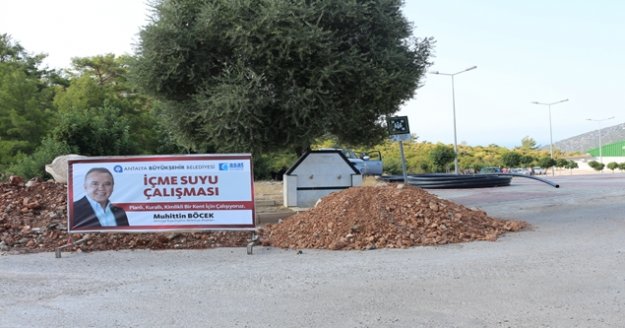 Başkan Böcek muhtara verdiği sözü tuttu