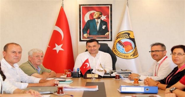 Başkan Yücel'den kitap fuarı'na davet