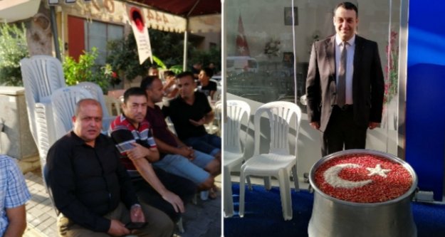 Elektrikçiler aşure dağıttı