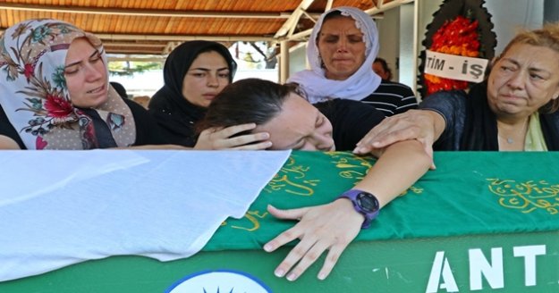 Genç kızın 'annem' feryatları yürekleri dağladı