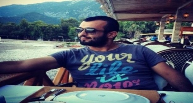 Otomobil eve çarptı: 1 ölü, 1 ağır yaralı var