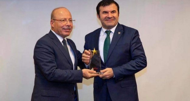 Tanrıseven'e 'Gümüş Kariyer' ödülü
