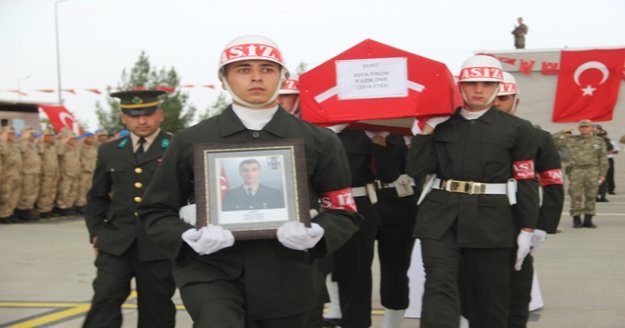 Barış Pınarı şehidi memleketine uğurlandı