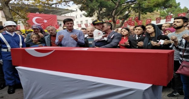 Hakkari'de 1 asker şehit oldu