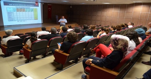 Hastane yönetimi afet durumunda yapılması gerekenleri masaya yatırdı