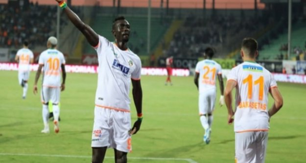 Haydi Alanyam! 3 puanla liderliğe devam