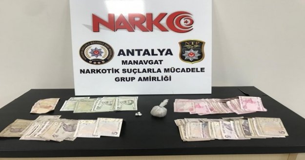 İç çamaşırında uyuşturucu ele geçirildi