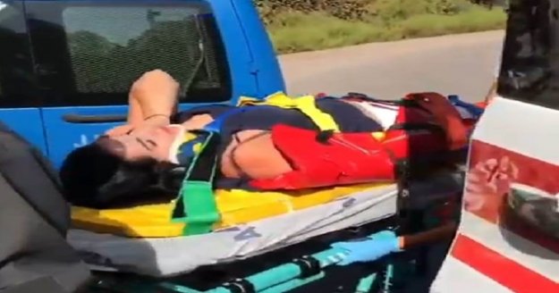 Rus turistleri taşıyan midibüs devrildi: 4 yaralı