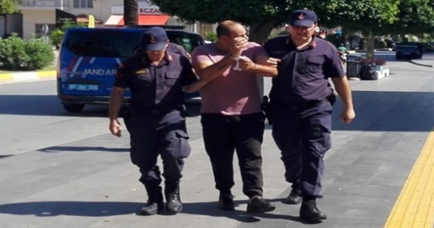 Tur şirketi şoförü hırsızlıktan tutuklandı, üzerinden çıkan şoke etti