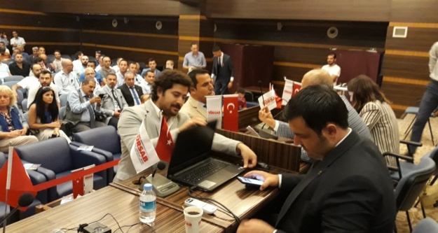 TÜRSAB'ta adayların listeleri belli oldu? Hangi listede kim var?