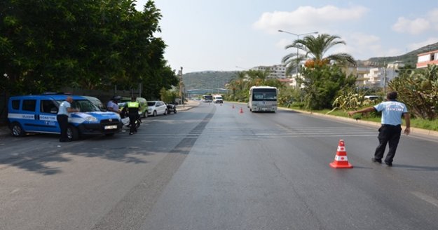 Ulaşım Zabıtası Alanya’da denetimlerini sürdürüyor