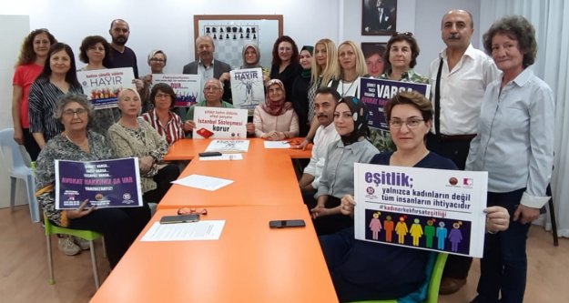 Alanya'da 20 STK kadına şiddete karşı birleşti