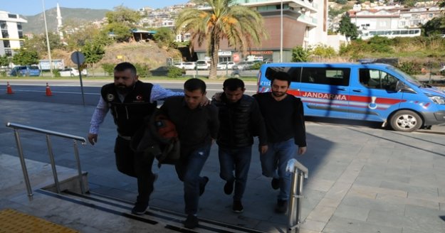 Alanya’da uyuşturucu operasyonu