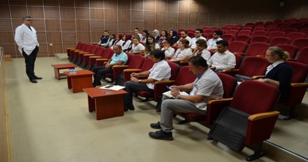 Başhekim sağlık çalışanlarını dinledi