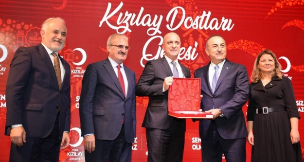 Çavuşoğlu: "Terör devleti kurmak isteyenlerin oyununu başlarına devirdik"