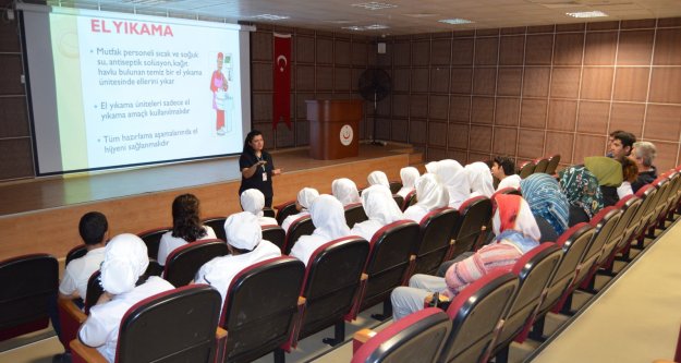 Hastanede mutfak hijyeninin önemi anlatıldı