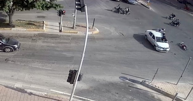 Motosikletli gençlerin ölümden döndüğü anlar