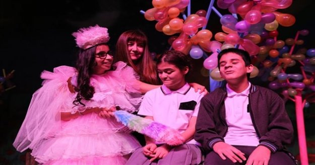 Özel bir oyun 'Kalbimin Sevgili Gözü' 3 Aralık'ta