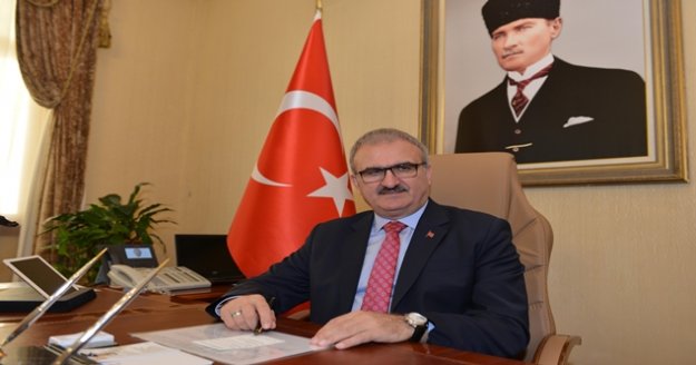 Vali Karaloğlu'ndan Öğretmenler Günü mesajı