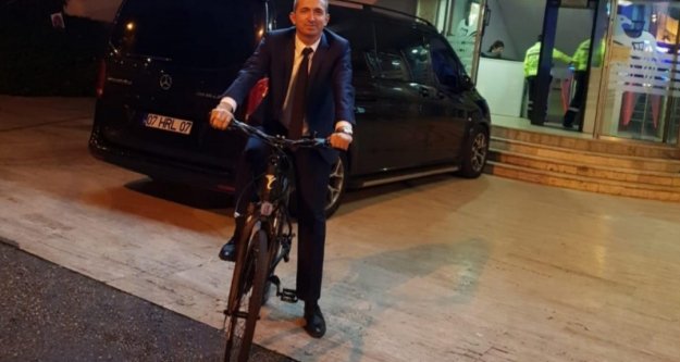 Alanya Belediye Başkan Vekili Tekin'in makam aracı