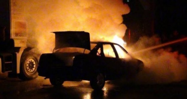 Alanya'da muhtarın aracı kundaklandı