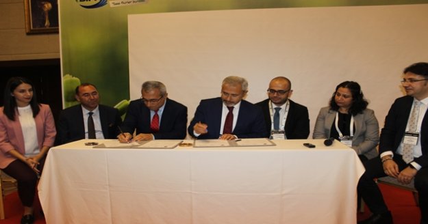 AÜ’den çocuklara jelibal müjdesi