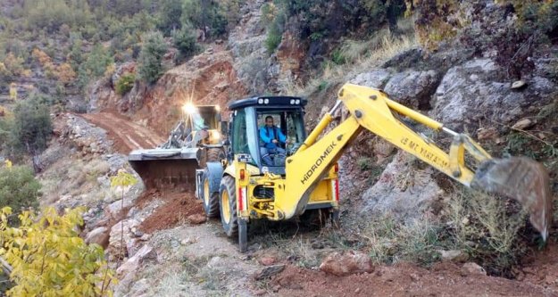 Başkan Yücel'e yol teşekkürü