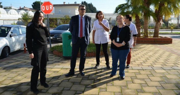 Lakadamyalı semt polikliniklerini inceledi