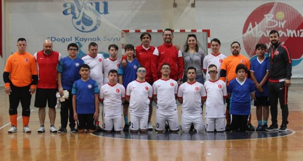 Özel Milli Takım Alanya'da kampa girdi