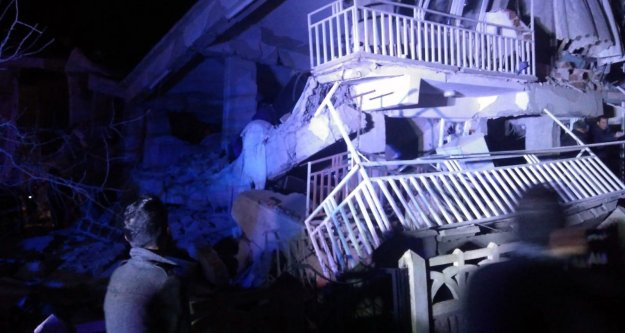 Elazığ’daki  6,5’lik depremin ardından sarsıntılar sürüyor