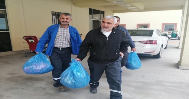 Gazipaşa'da çöp toplayan 3 işçi zehirlenme şüphesiyle hastaneye kaldırıldı