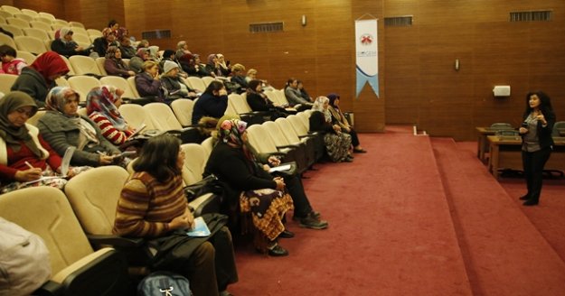 Kadın Çiftçi Akademisi'nde eğitim devam ediyor