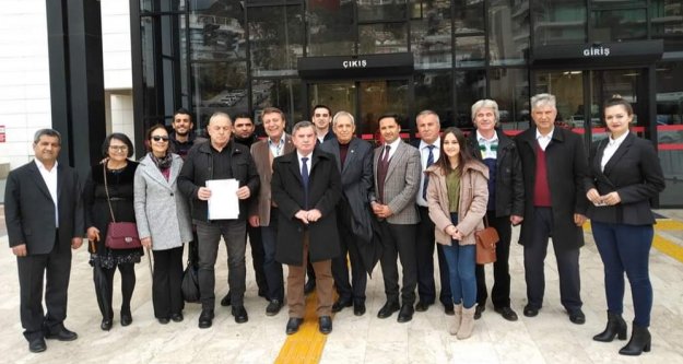 Karadağ ve yönetimi mazbatasını alarak göreve başladı