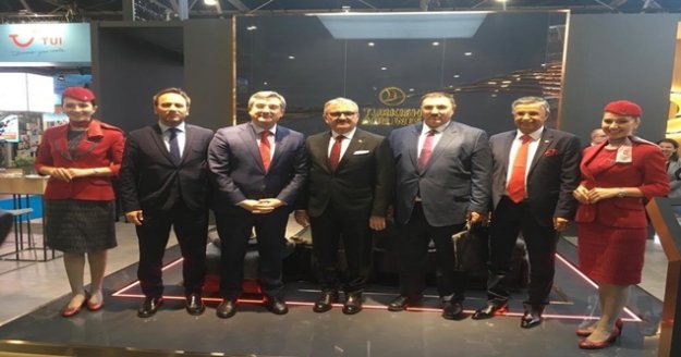 Vali Karaloğlu, turizm fuarına katıldı