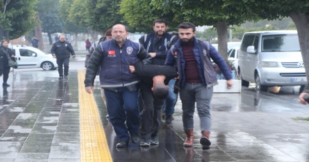 11 ayrı evden hırsızlık yapan 3 şüpheli yakalandı