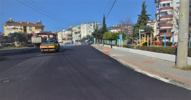 Alanya'da cadde ve sokaklar yenileniyor