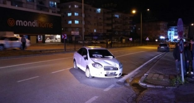 Alanya'da kaza yapan sürücü aracını bırakıp kaçtı