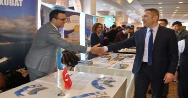 ALKÜ öğrencilerle buluştu