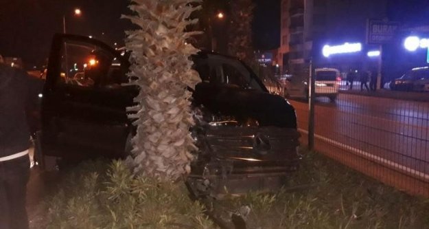 Antalya'da trafik kazası geçiren Özhaseki'den teşekkür mesajı