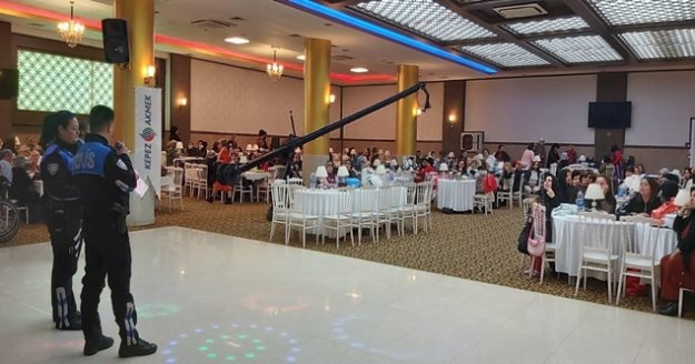 Antalya Polisi 650 kadına KADES'i anlattı