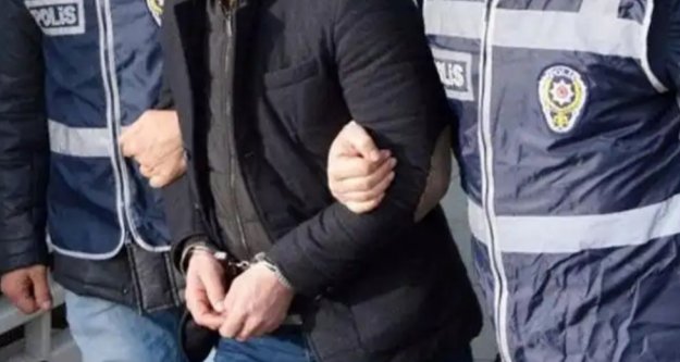 Aranan cinayet zanlısı Alanya'da saklandığı evde yakalandı