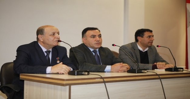 AÜ'den Hocalı soykırımı paneli