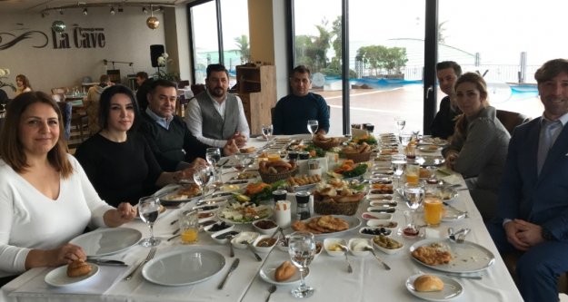 Başkan Yücel'den Akdağ'a tam destek