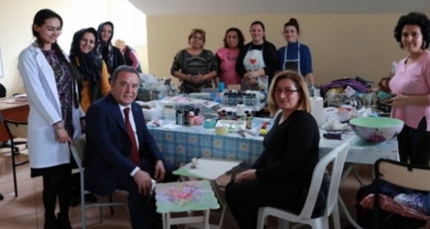 Böcek, Alanya'da Halk Et'i inceledi