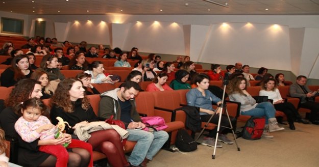Büyükşehir’in aile ve çocuk konferansları devam ediyor
